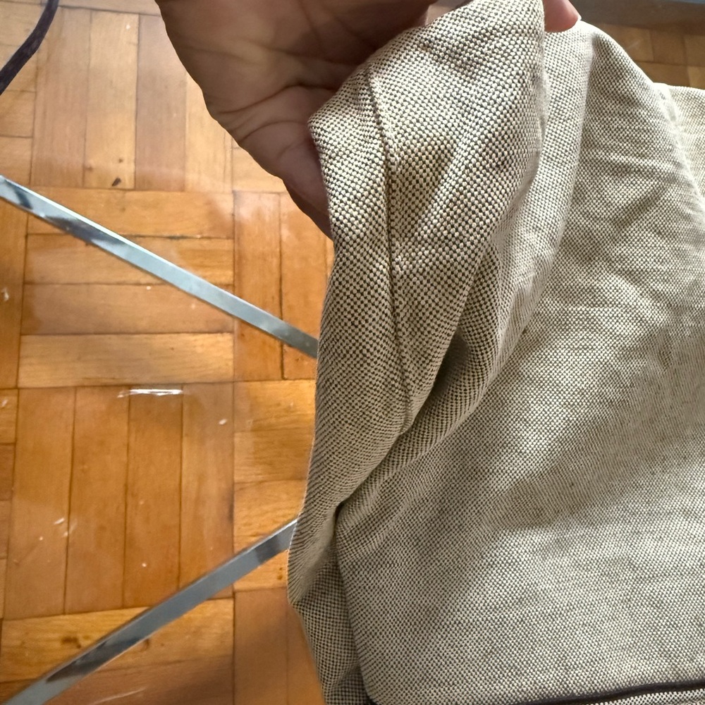 Prada de Lona Elegant Cream Tote Bag - Picture 5 of 15